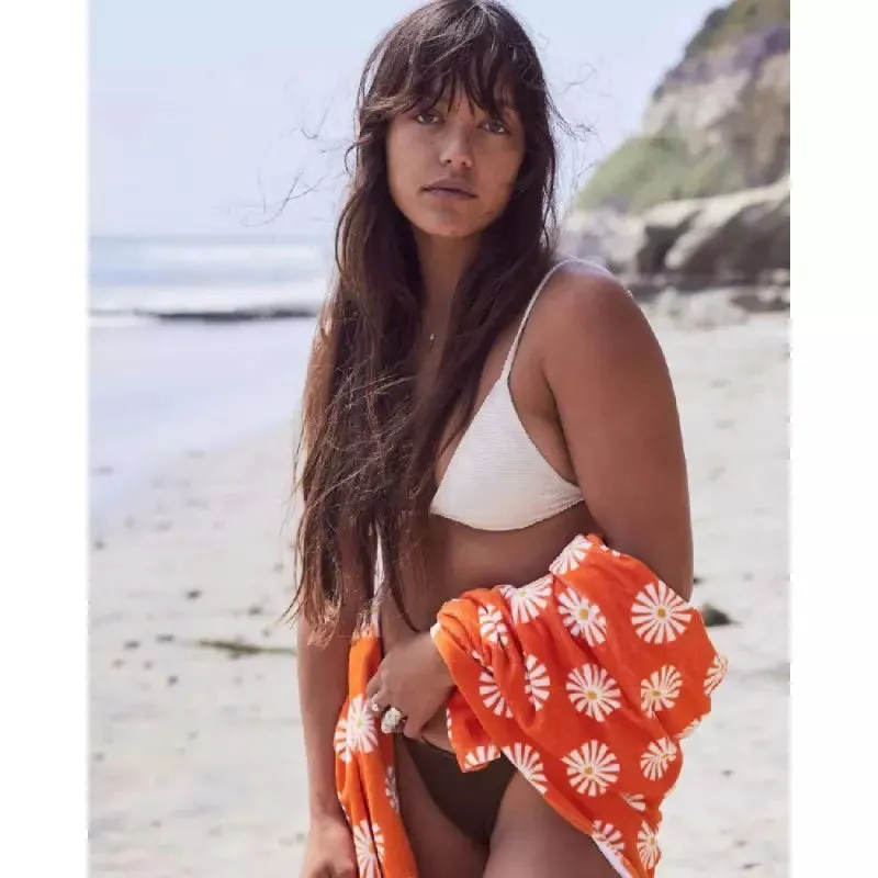 Sun-Dazed-Beach-Towel Red