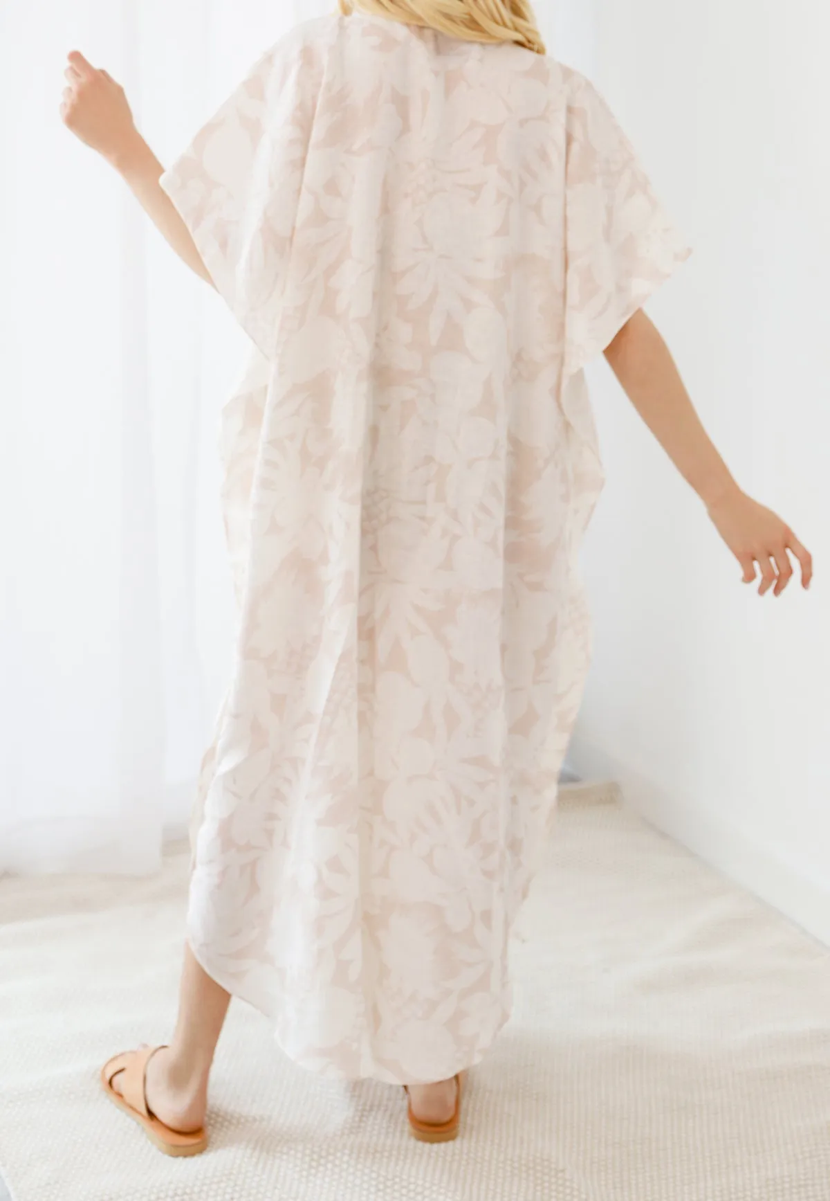 The Apéro Caftan in Pale Tropical