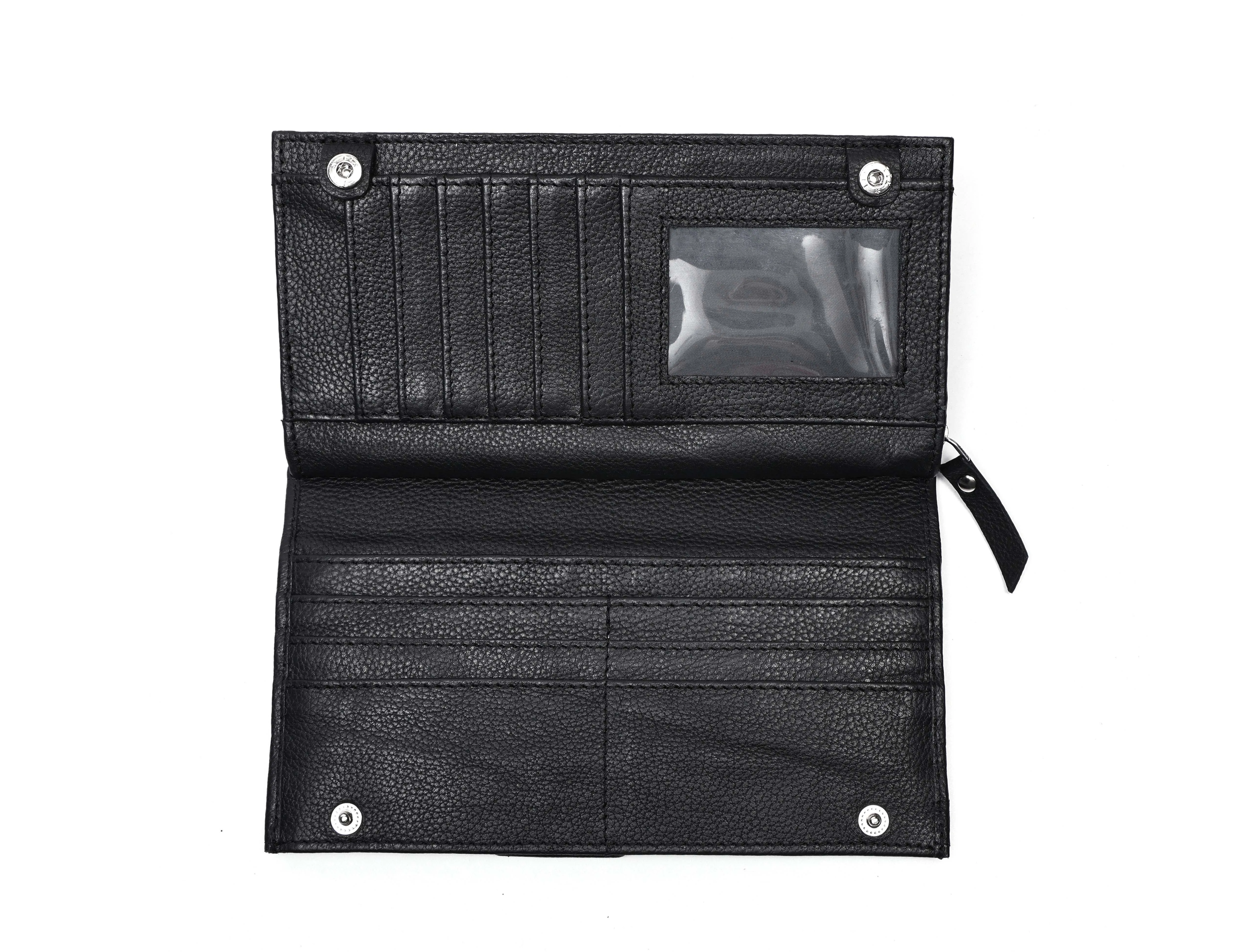 Timeless Elegance: Black Leather Clutch for Effortless Style. Art: BG-1603