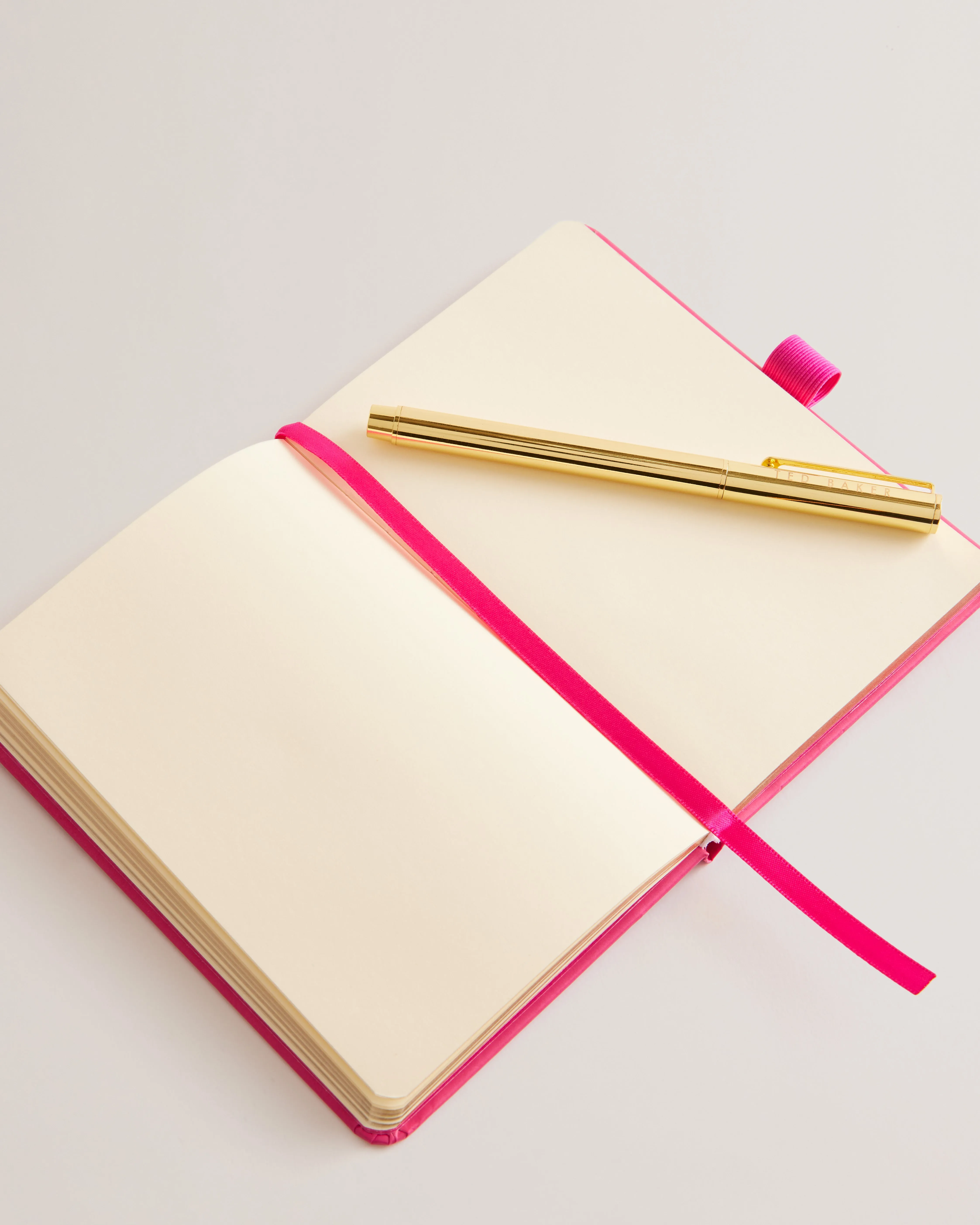 Whinns A6 Notebook And Pen Brt-Pink